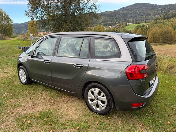 Citroen Grand C4 Picasso 6 of 30