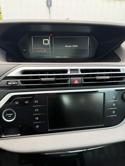 Citroen Grand C4 Picasso 23 of 30
