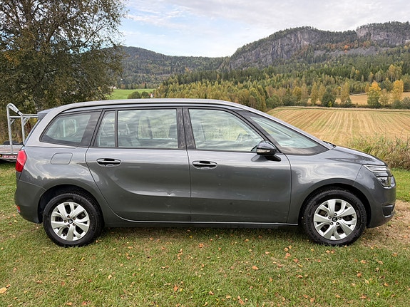 Citroen Grand C4 Picasso 4 of 30