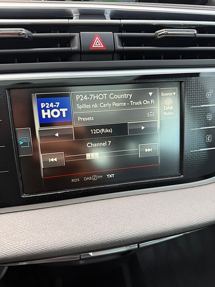 Citroen Grand C4 Picasso 27 of 30