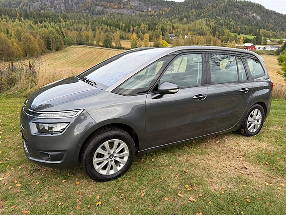 Citroen Grand C4 Picasso 2 of 30