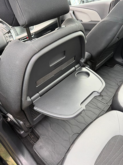 Citroen Grand C4 Picasso 13 of 30