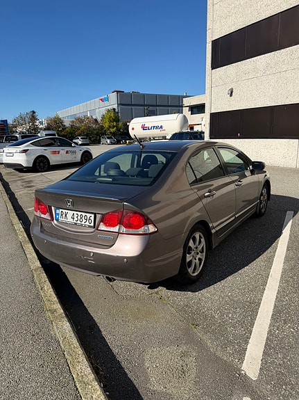 Honda Civic 3 of 8