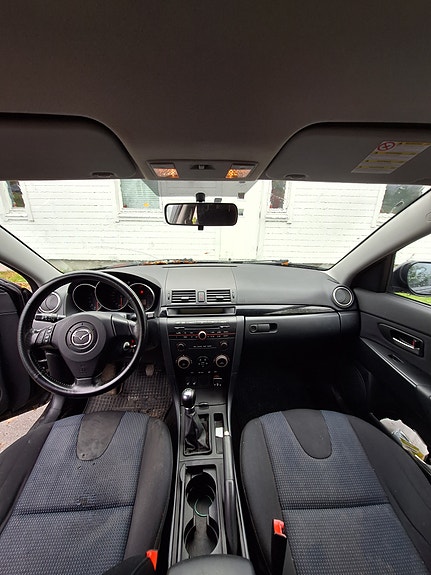Mazda 3 5 of 6