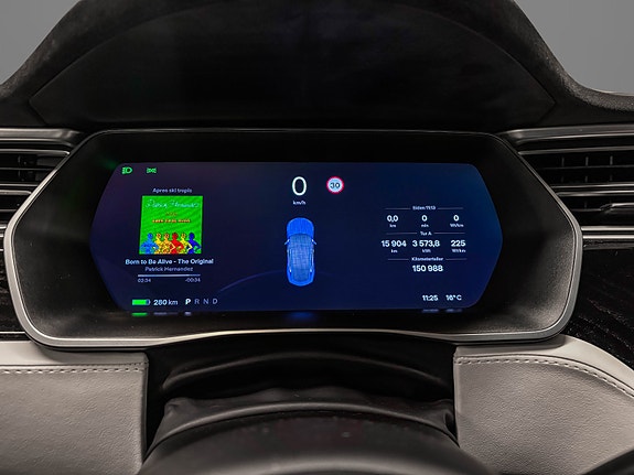 Tesla Model S 13 of 29