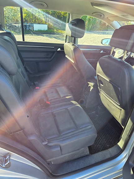 Volkswagen Touran 12 of 14