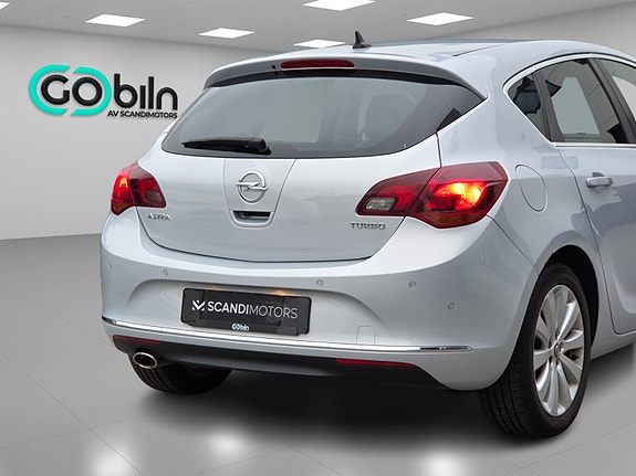 Opel Astra 10 of 29