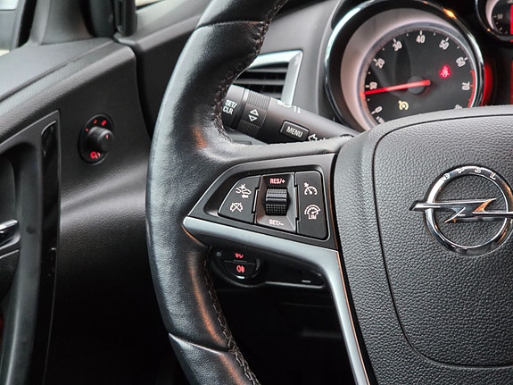 Opel Astra 21 of 29