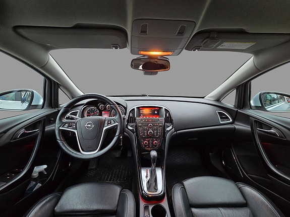 Opel Astra 17 of 29