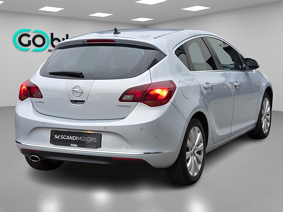 Opel Astra 9 of 29