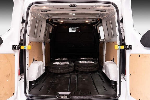Ford Transit Custom 21 of 22
