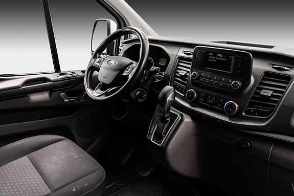 Ford Transit Custom 18 of 22