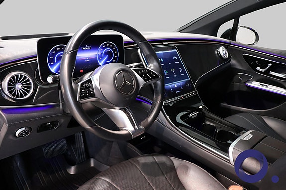 Mercedes-Benz EQE350 11 of 29