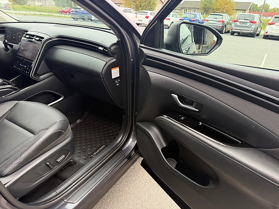 Hyundai Tucson 16 of 28