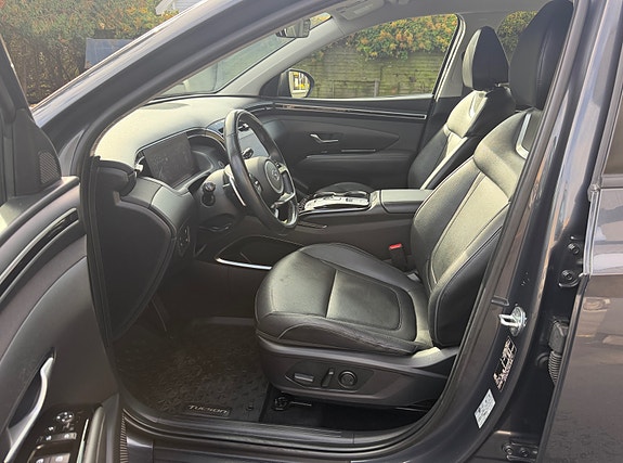 Hyundai Tucson 13 of 28