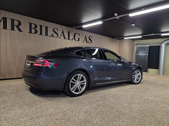 Tesla Model S 13 of 30