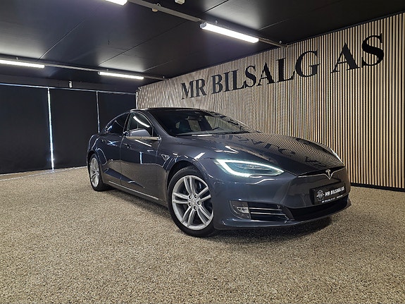 Tesla Model S 2 of 30
