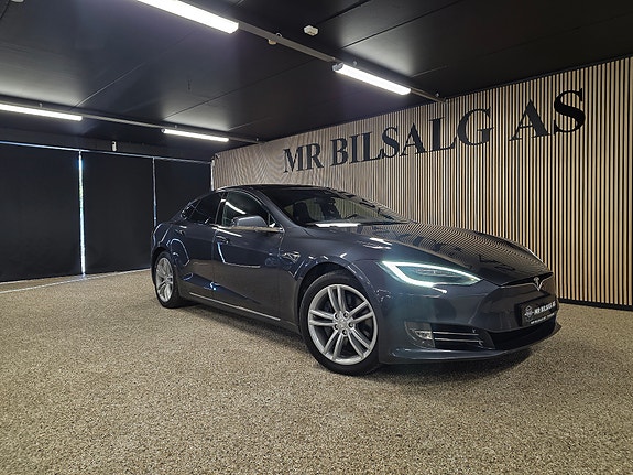 Tesla Model S 15 of 30