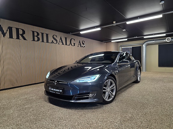 Tesla Model S 4 of 30