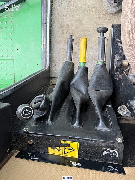 John Deere 1170 Tresker.  SE VIDEO! 18 of 30