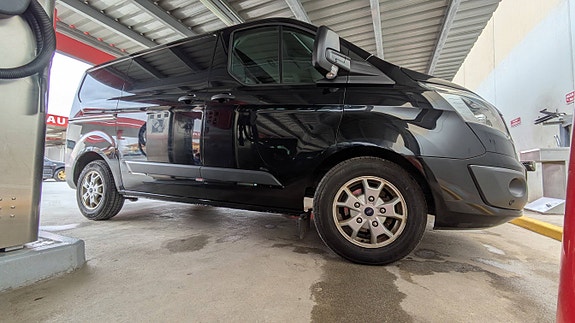 Ford Transit Custom 21 of 30