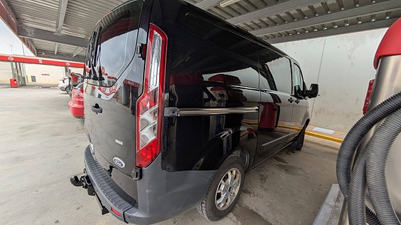 Ford Transit Custom 23 of 30