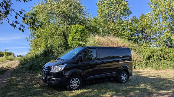 Ford Transit Custom 16 of 30