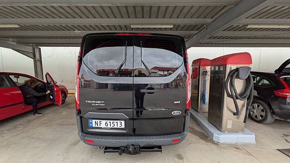 Ford Transit Custom 24 of 30