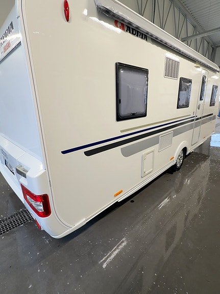 Adria Adora 563PT 5 of 20