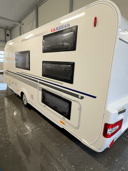 Adria Adora 563PT 7 of 20