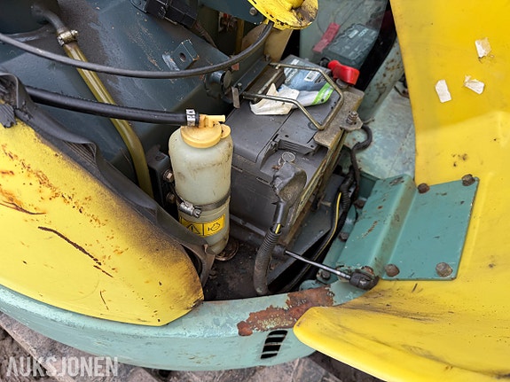 Yanmar ViO55 18 of 27