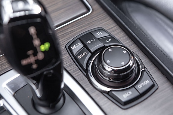 BMW 740d 20 of 30