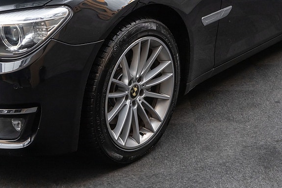 BMW 740d 5 of 30
