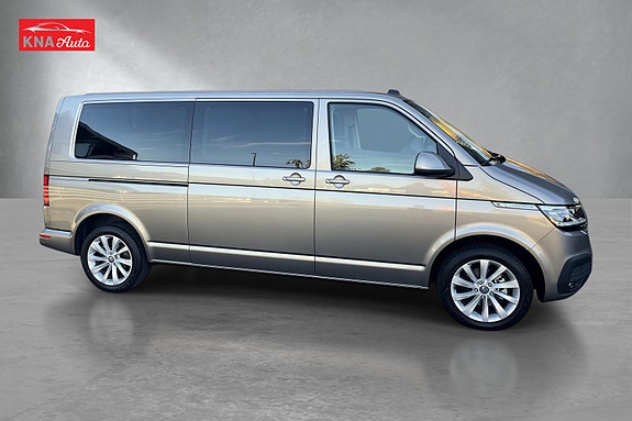 Volkswagen Caravelle 6 of 30