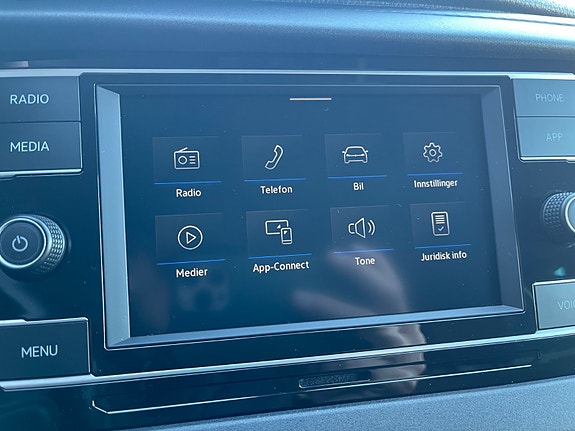 Volkswagen Caravelle 24 of 30