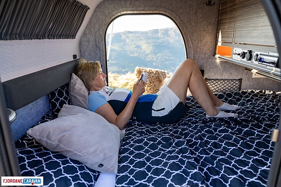 Lifestyle Camper X-Line Premium Black Edition 21 of 30
