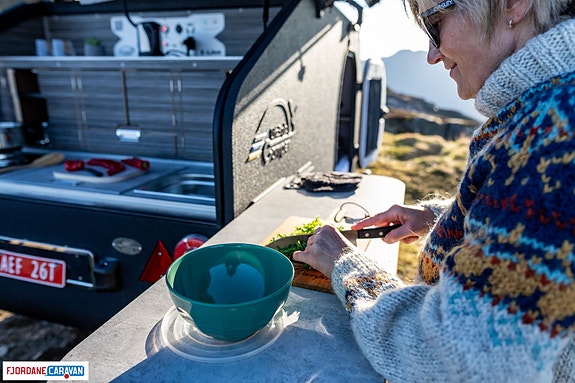 Lifestyle Camper X-Line Premium Black Edition 28 of 30