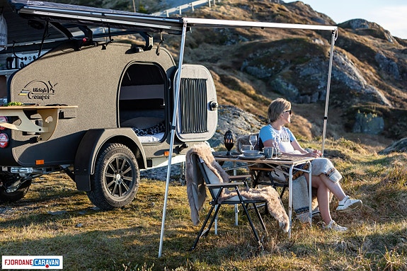 Lifestyle Camper X-Line Premium Black Edition 16 of 30