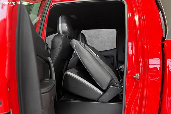 Ford Ranger Raptor 17 of 30