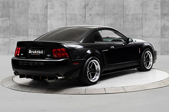 Ford Mustang 5 of 30