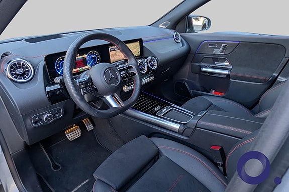 Mercedes-Benz EQA300 12 of 22