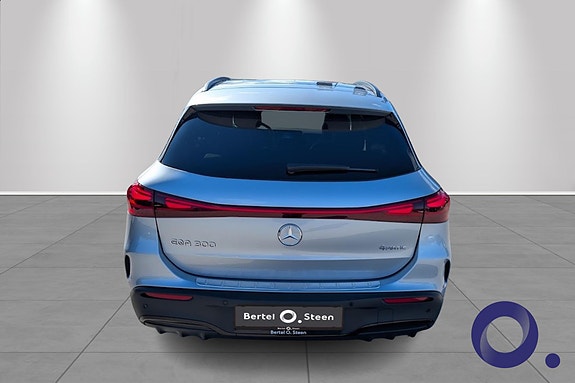 Mercedes-Benz EQA300 7 of 22