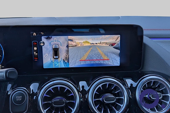 Mercedes-Benz EQA300 18 of 22