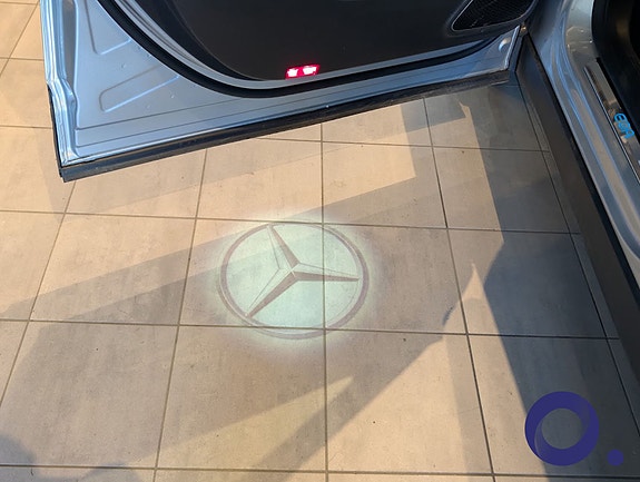 Mercedes-Benz EQA300 11 of 22