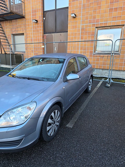 Opel Astra 4 of 20