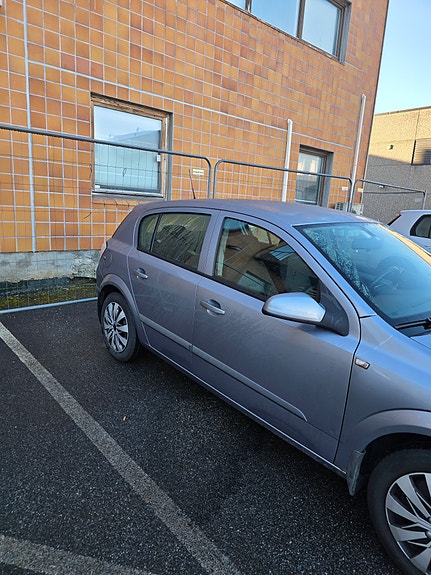 Opel Astra 3 of 20