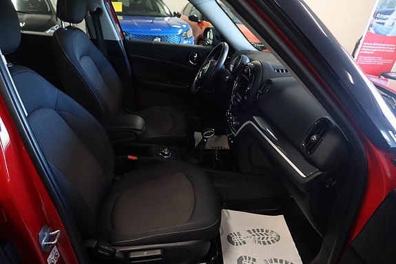 MINI Countryman Cooper SE 17 of 30