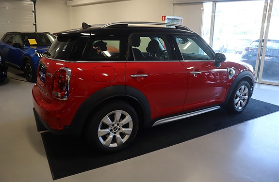 MINI Countryman Cooper SE 8 of 30