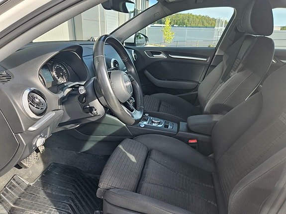 Audi A3 9 of 14