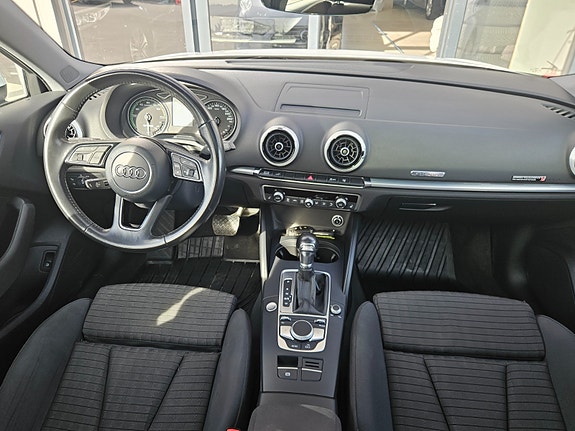 Audi A3 10 of 14